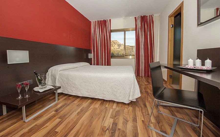 Hotel El Bruc Εξωτερικό φωτογραφία